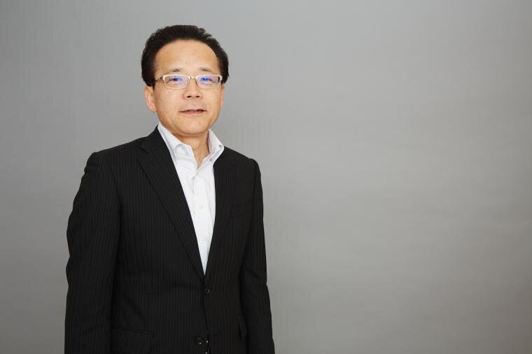 高 巖