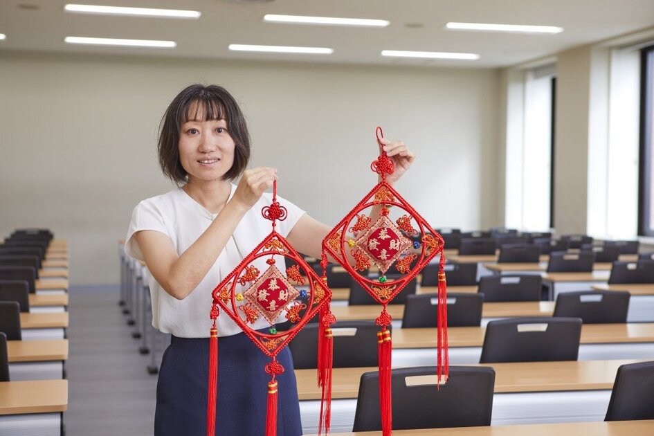 【前編】皆さんのために最大限力を尽くしたい。中国語は最強の武器になる | Reitaku Journal