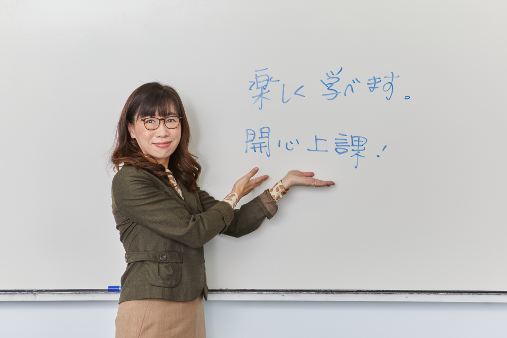 【前編】中国語とともに、文化と社会を一体的に学ぶ。理解を深めて伝える、通訳の真髄