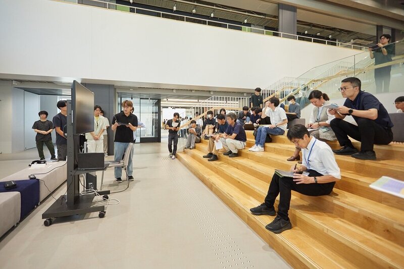 【前編】「テクノロジーに、愛を。」麗澤大学工学部が育む「社会で生き抜く力」の真髄