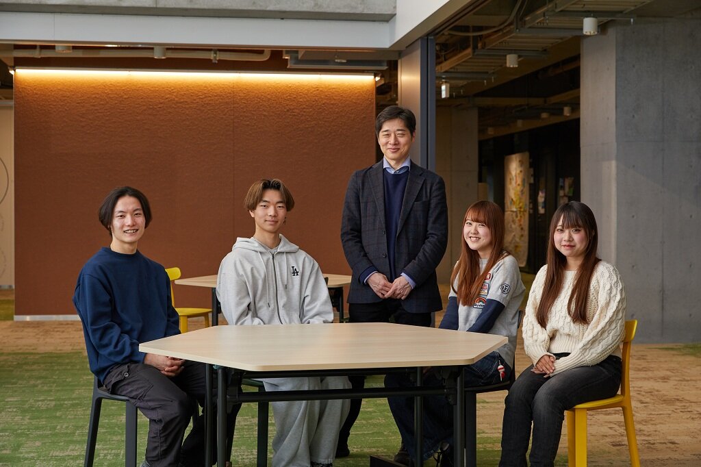 【前編】1年次から社会のリアルを体感！　道の駅の商品開発で見つけた「活きた学び」