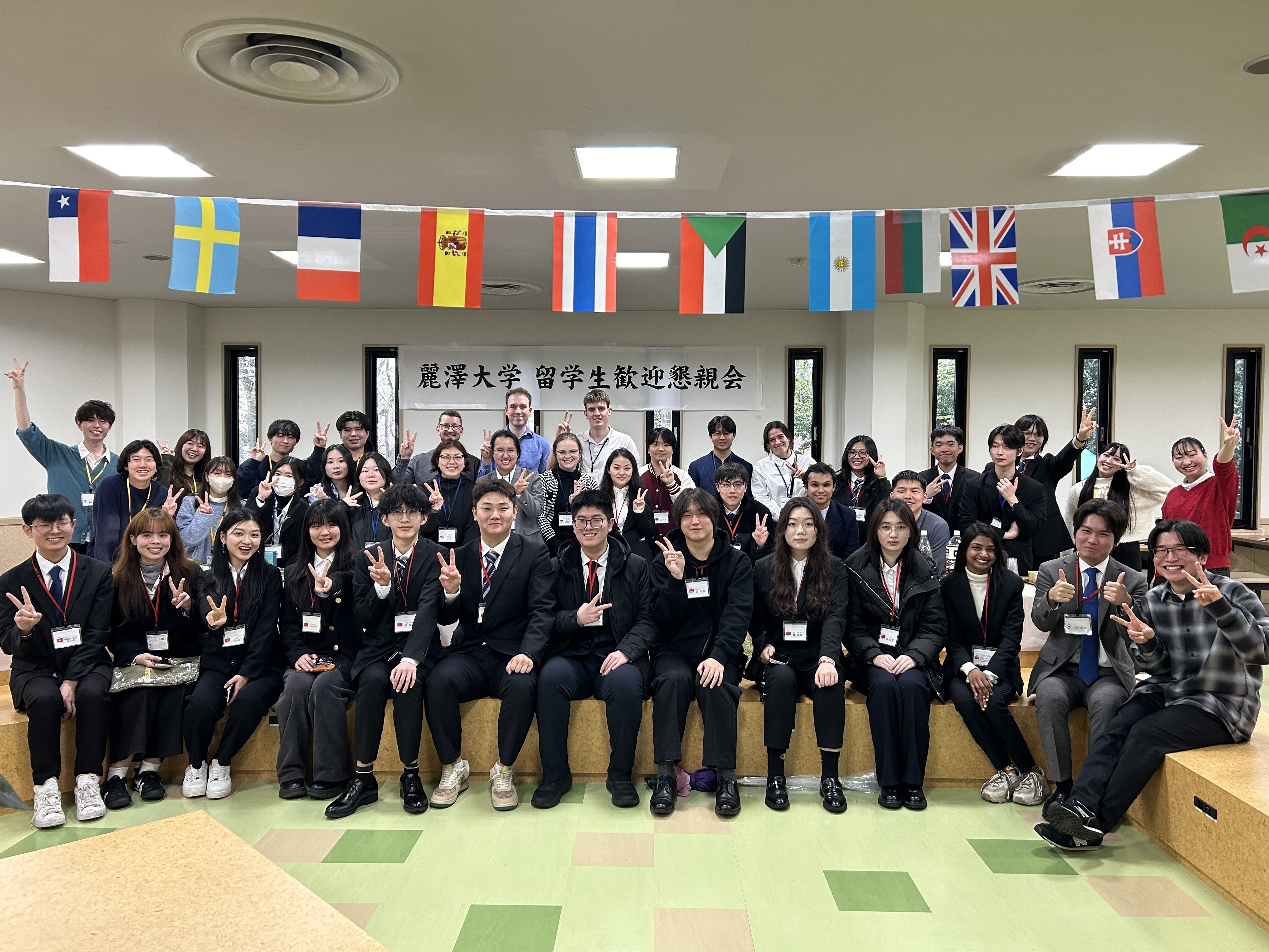留学生・特別聴講生の歓迎会を実施しました