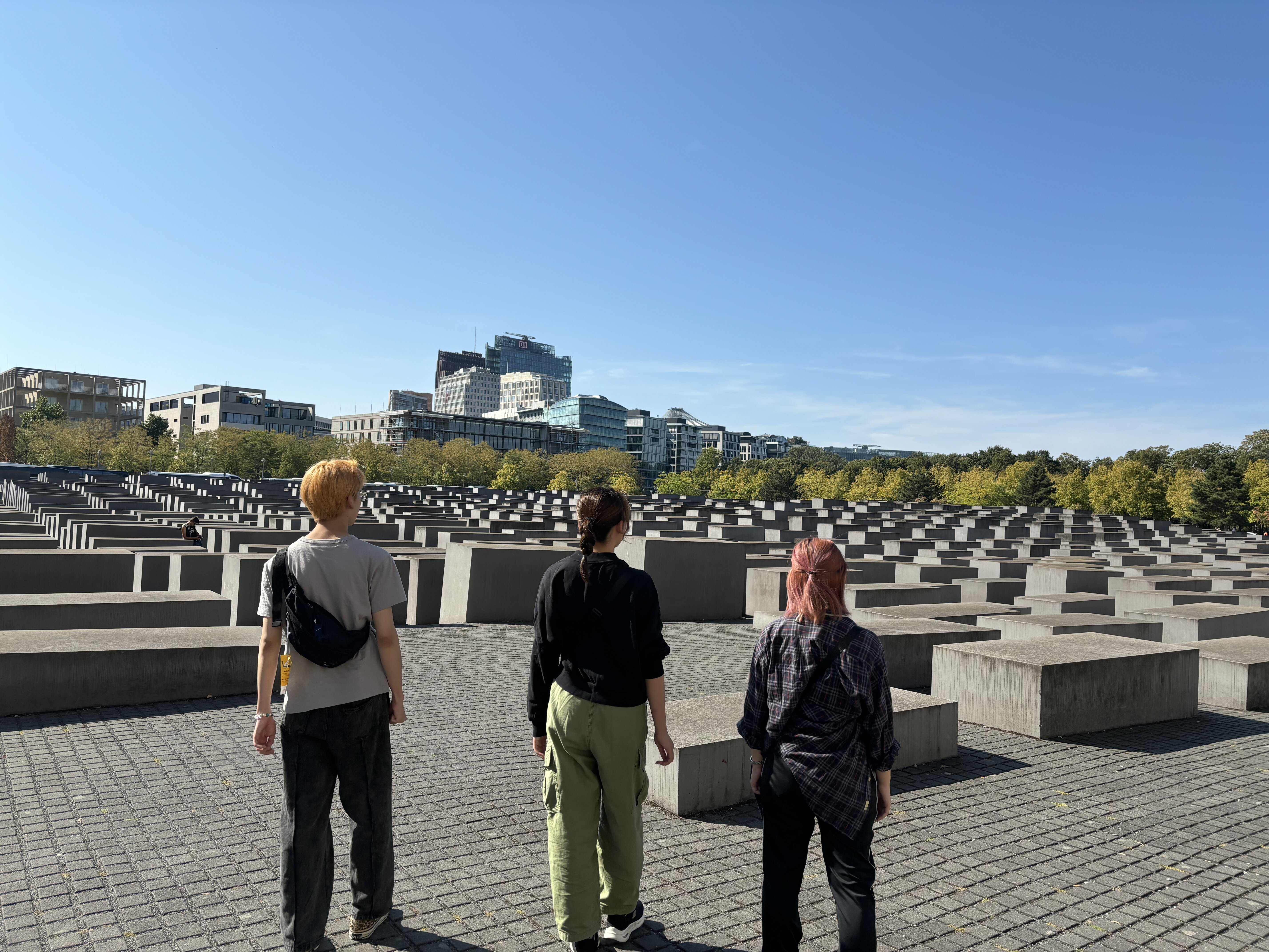 【ニュースリリース】初年次から欧州へ---- 麗澤大学「ヨーロッパ横断研修」 学びの軸を自らつくる新しい教育・研修モデル