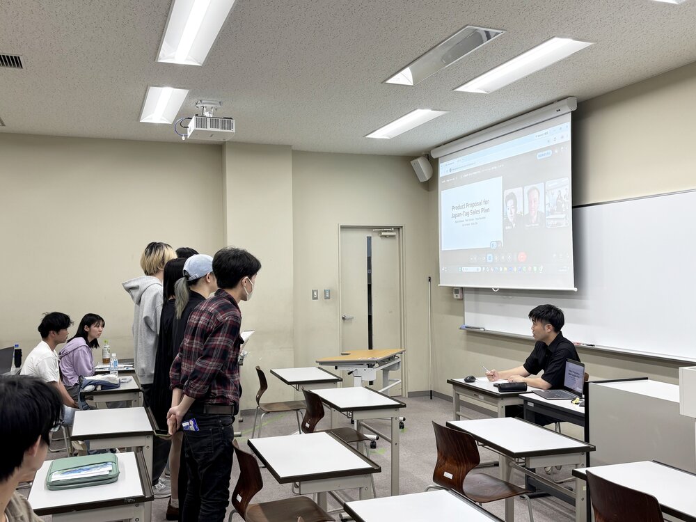 【実施報告】集中講義「ヨーロッパ・キャリア研究A」のプレゼンテーションを実施