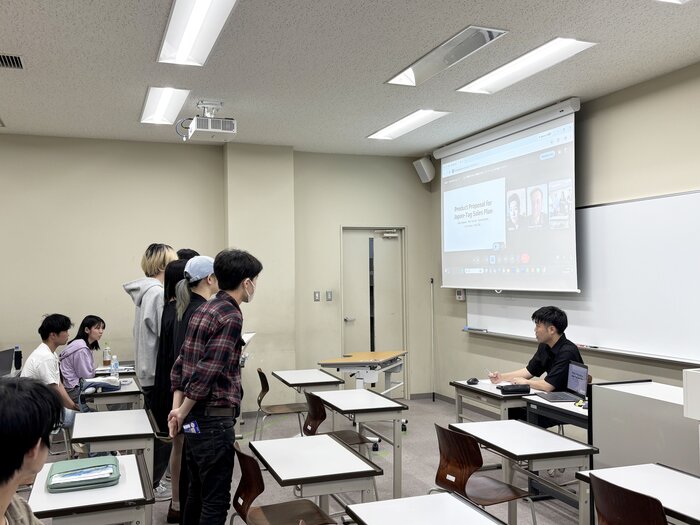 IMG_1930 - Akira Kusamoto.jpg
