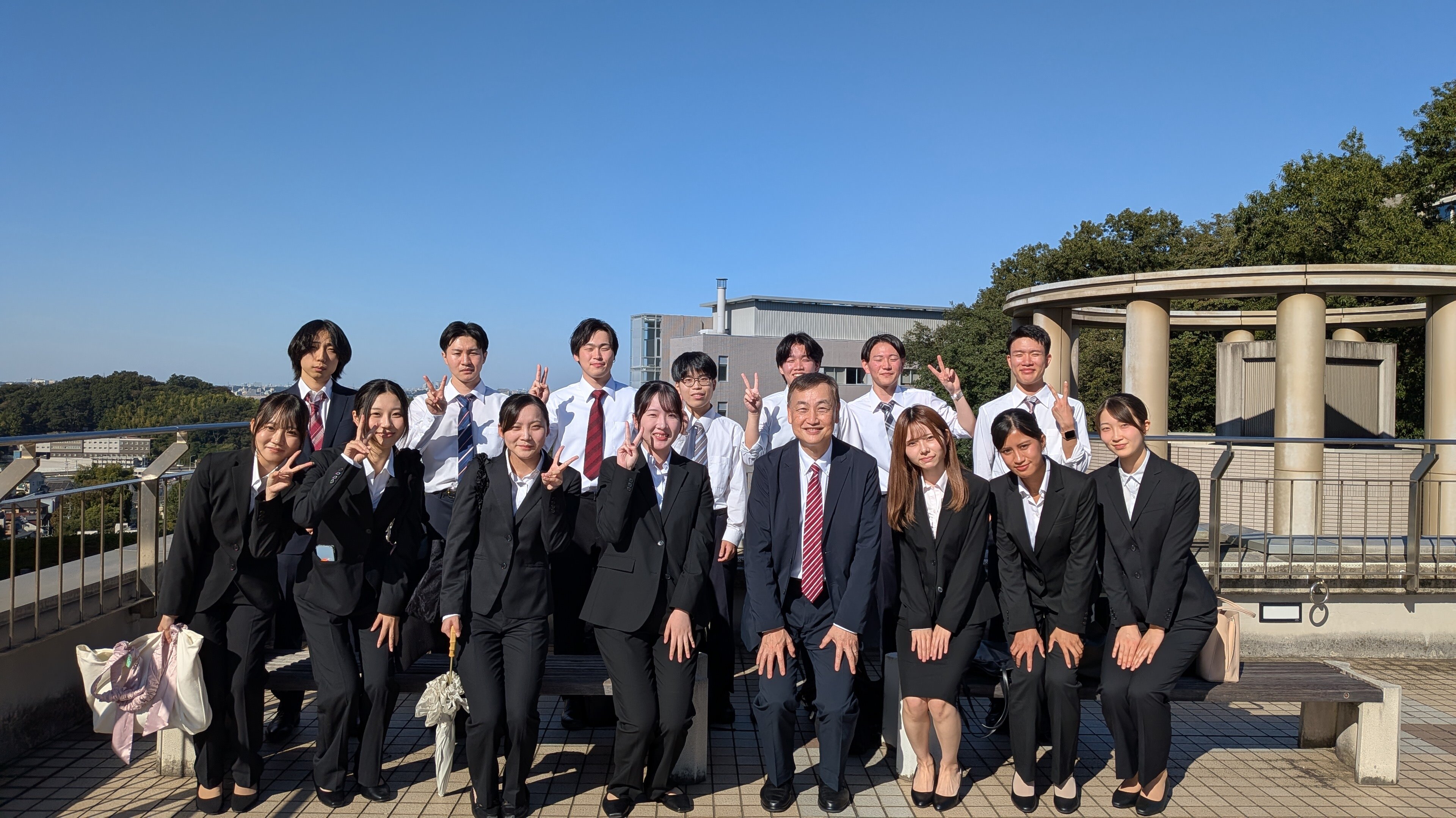 【学生の活躍】経済学部の小高ゼミ・大越ゼミが関東最大の学術発表会「インナー大会」に出場