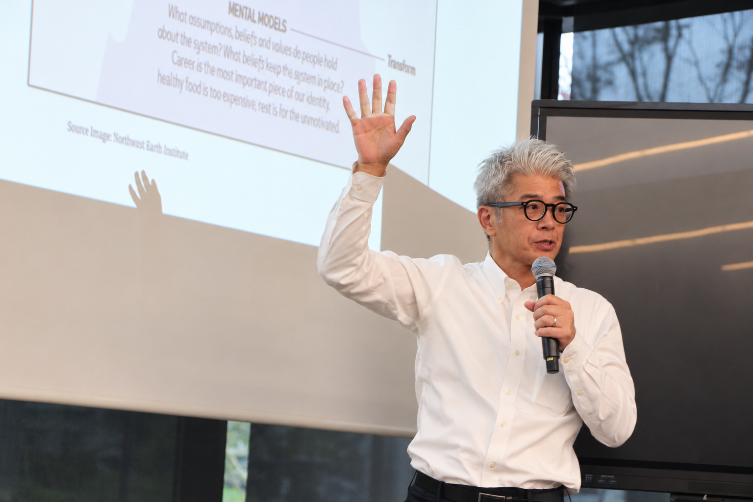 【実施報告】生成AIで学校はどう変わる？ PwCコンサルティングの講師を迎え、工学部でエドテックの特別講義を実施