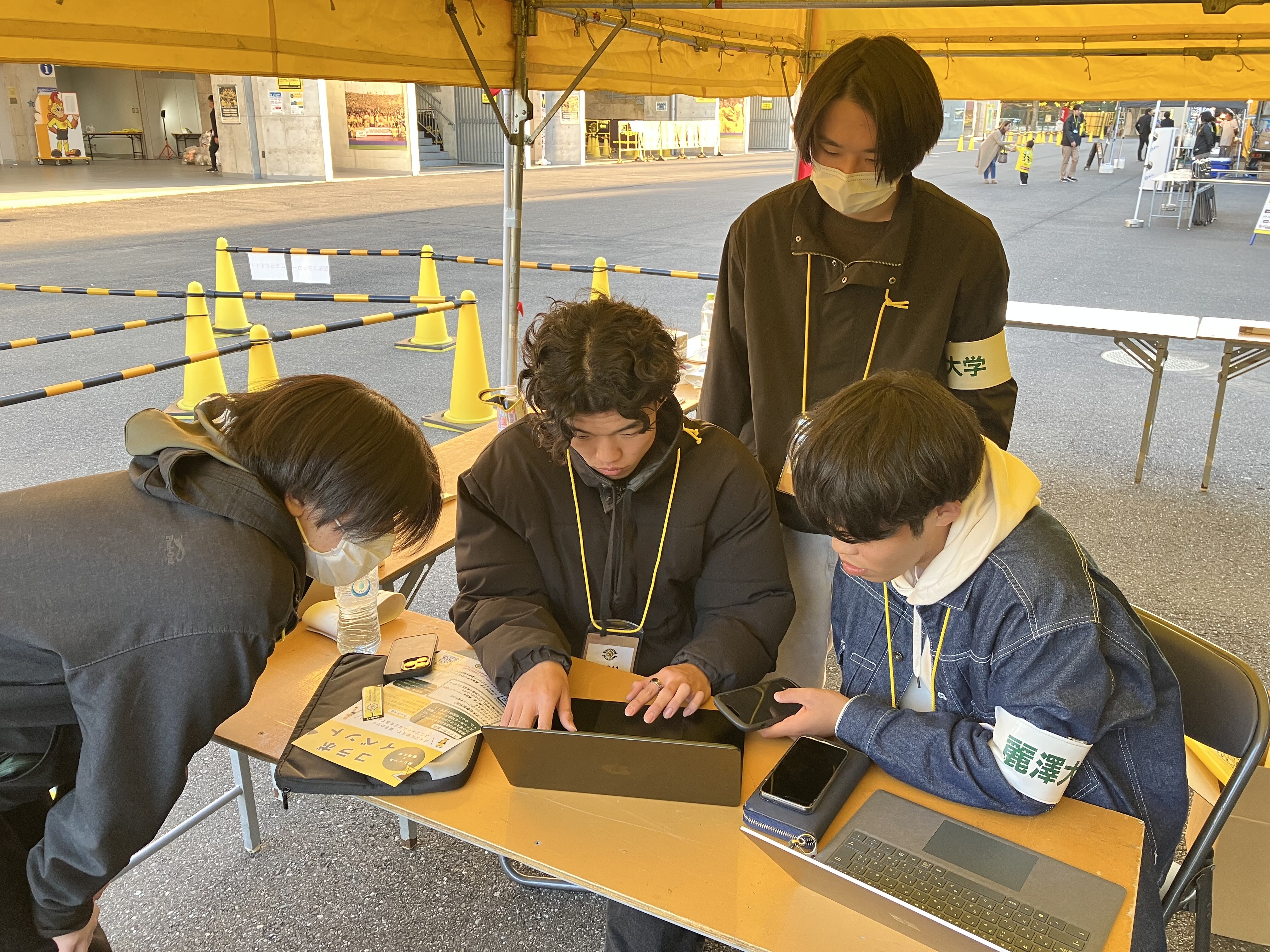 クイズプレゼント選考中.jpeg