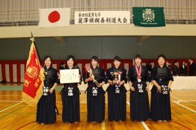 ⑤女子団体優勝：千葉県立流山高校