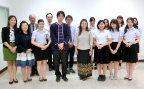 パヤオ大学の副学長Suppakorn Pongsabangpho先生と面会