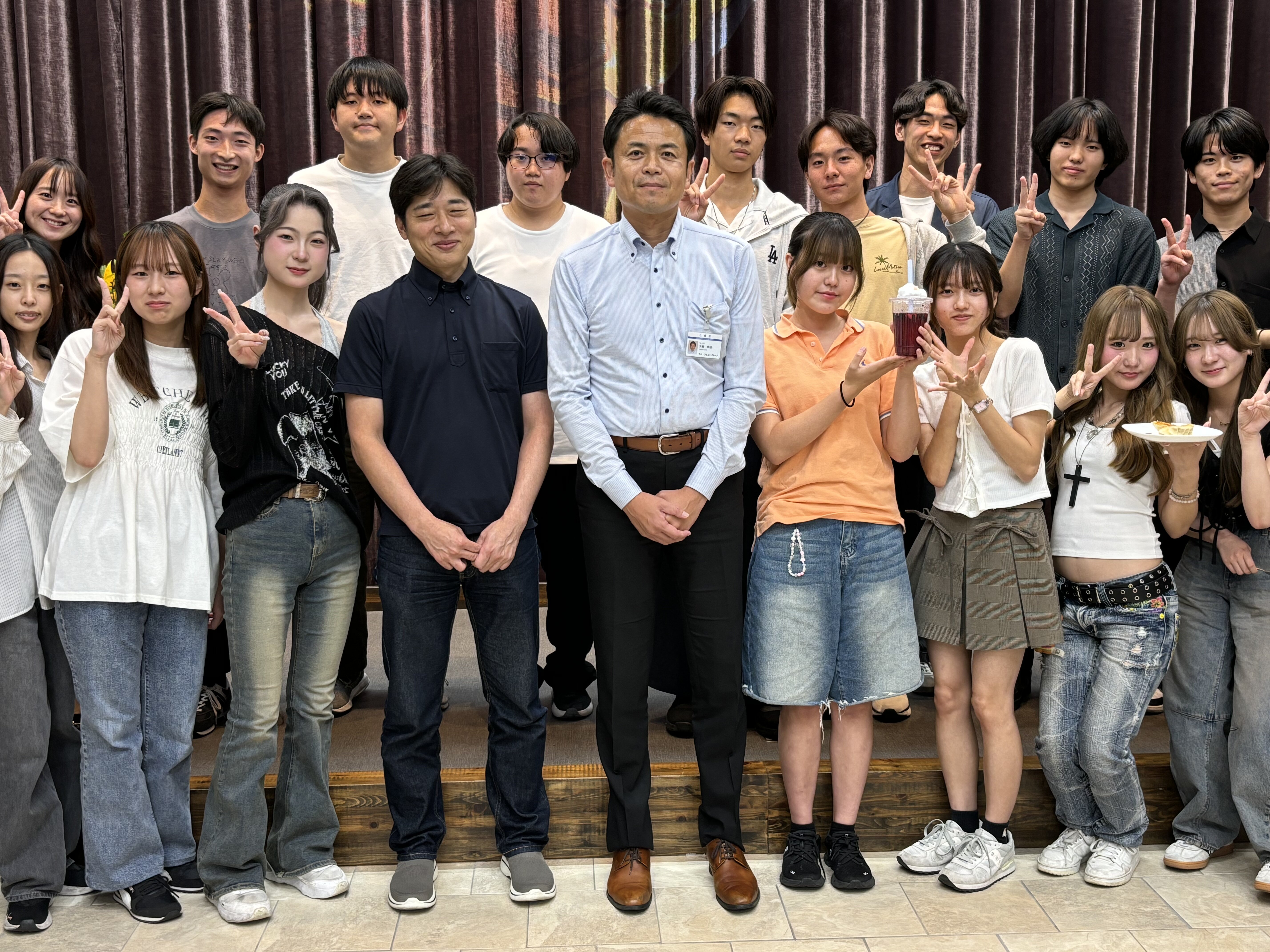 最後の集合写真.jpg