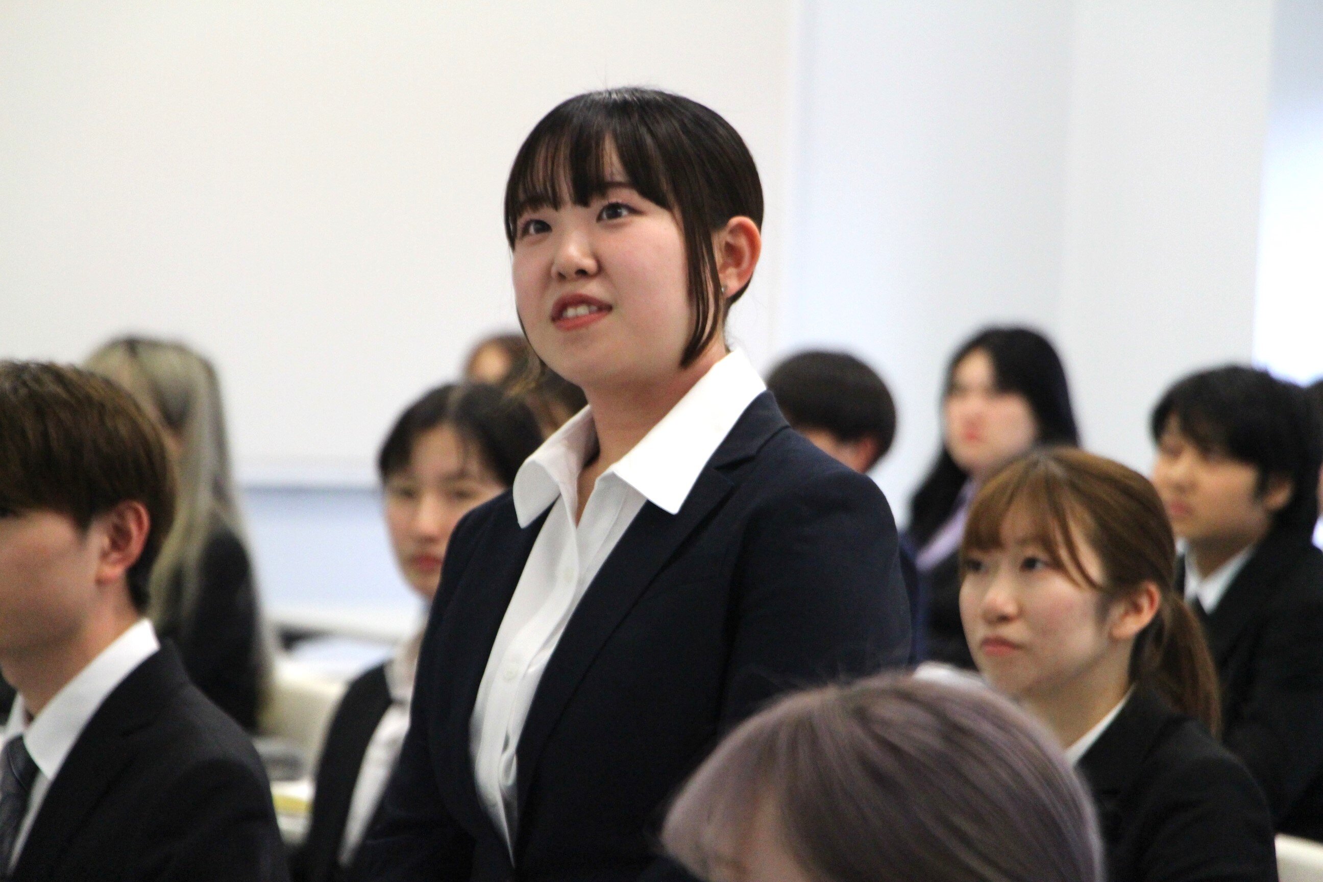４限質問女性.JPG