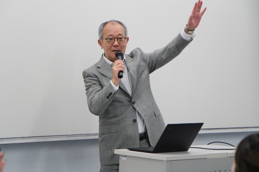 岸さん.png