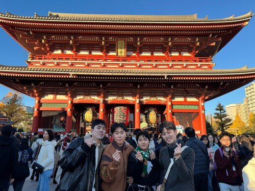 浅草寺宝蔵門前01加工.jpg