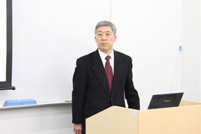 HONG Hyong 講師